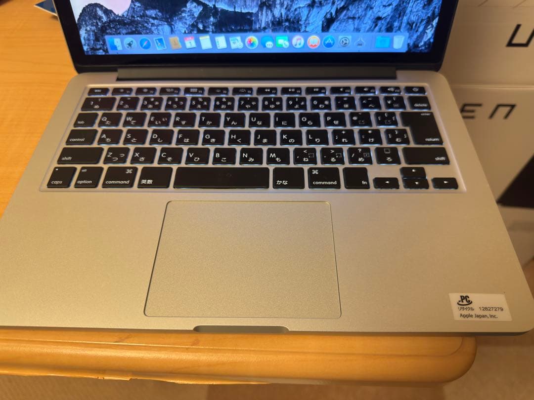 Apple MacBook Proシルバー MGX72J/A