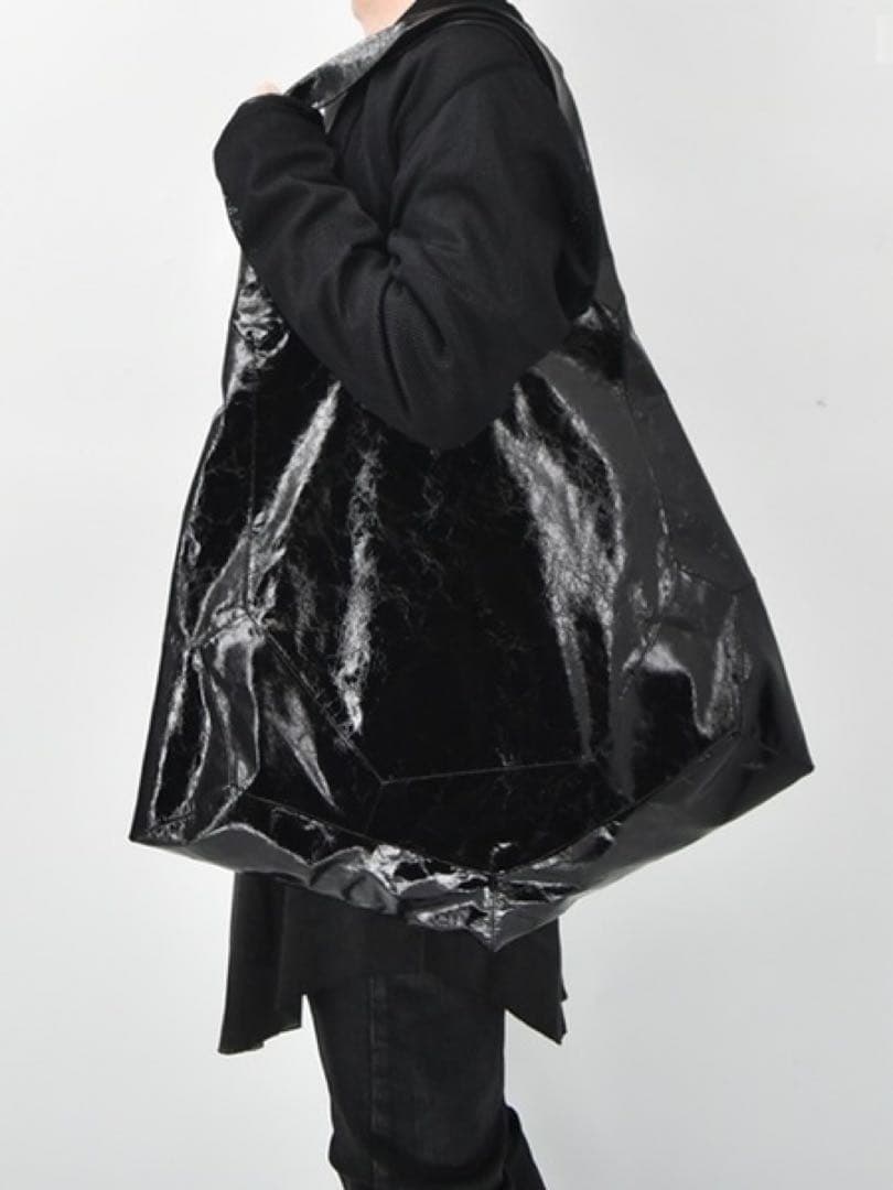 【試着程度】Julius 24ss レザーバッグ 希少