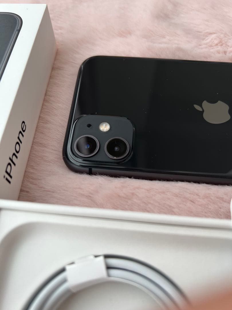 iPhone11 64GB (箱と付属品セット)