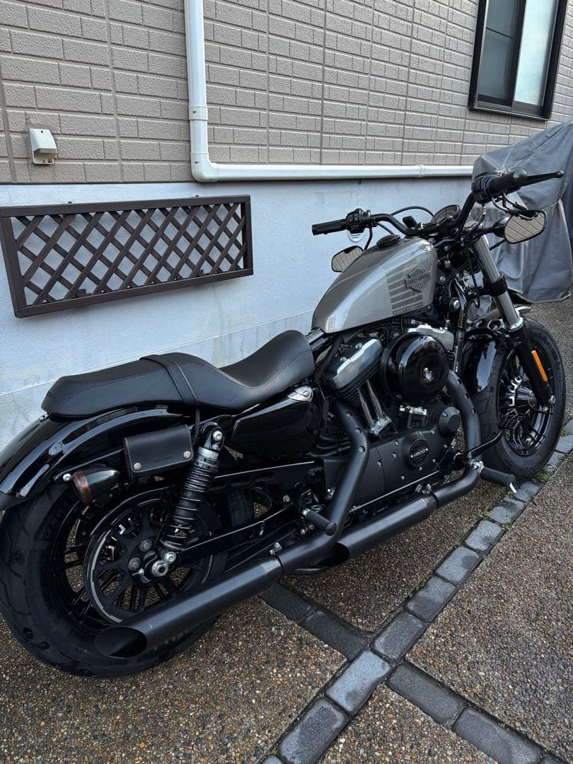 ハーレー　スポーツスター 純正シート