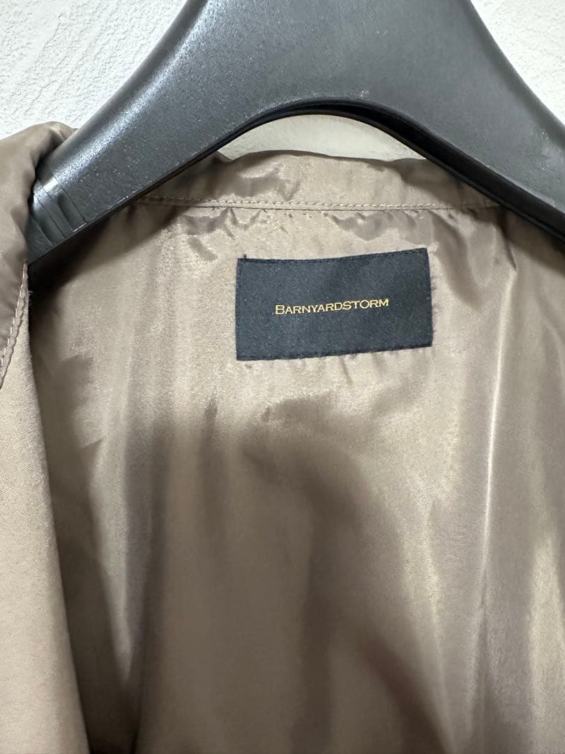 バンヤードストーム　ベージュ フード付き モッズコート