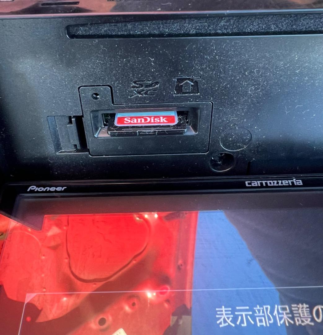 パイオニアAVIC-CZ700 フルセグナビ。地図データ2016年版動作確認済み