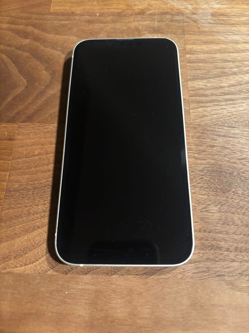 iPhone 13 128GB スターライト SIMフリー バッテリー85％