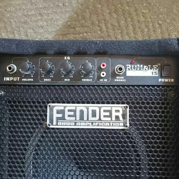 FENDERスピーカー！早い者勝ち！