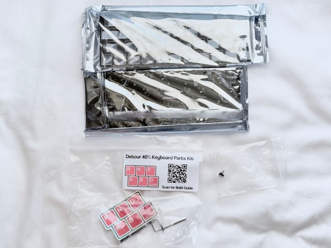 40%キーボード Detour 完成品＋予備PCB