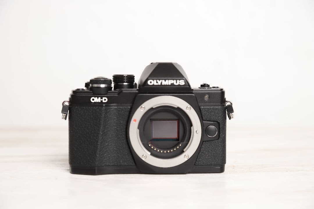 オリンパス OM-D E-M10 MarkⅡ ミラーレス一眼 + レンズセット