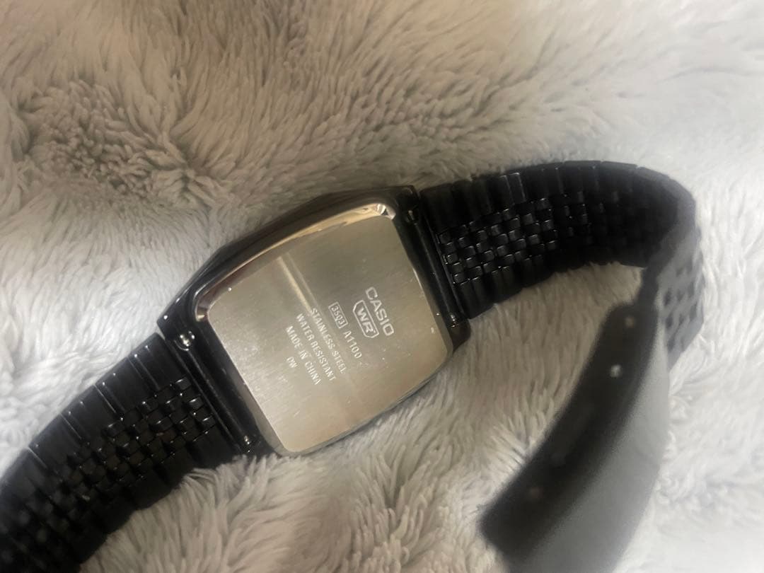 CASIO A1100B-1JF デジタル腕時計 ブラック