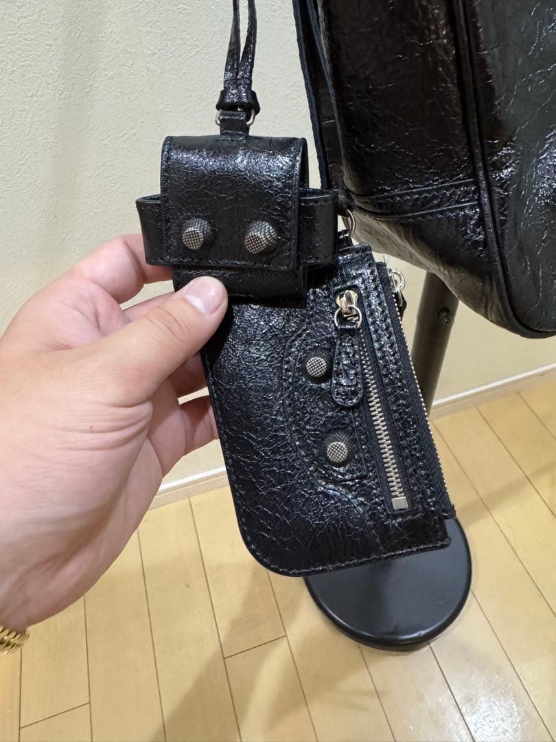 ayaBALENCIAGA LE CAGOLE MEDIUM レア品