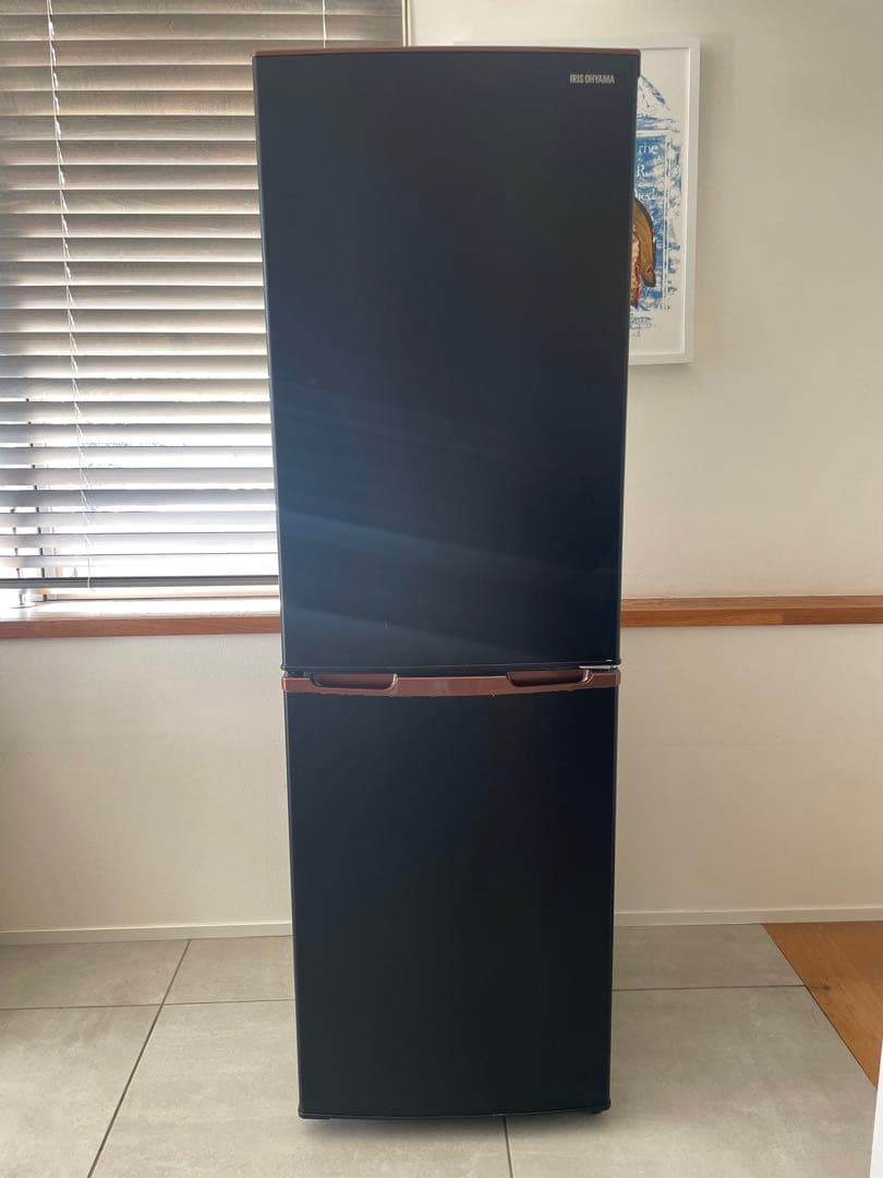コンパクト冷蔵庫 162L 2021年製