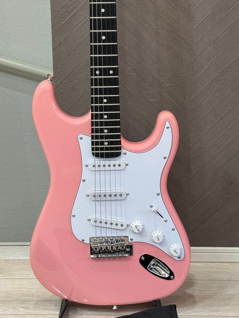 Selder セルダー エレキギター ピンク ストラトキャスター