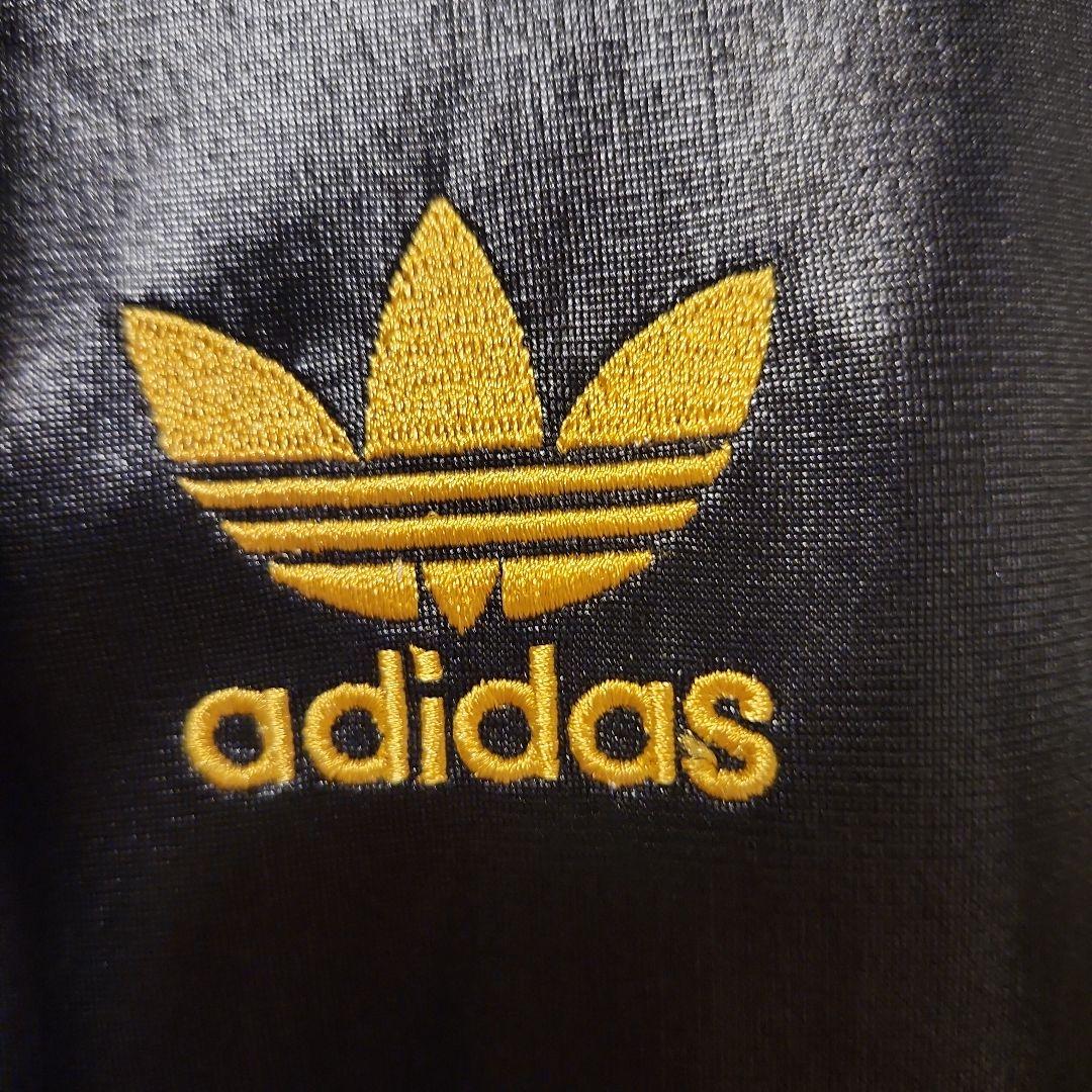 バナ　　アディダス　レザートラックジャケット　　パーカー