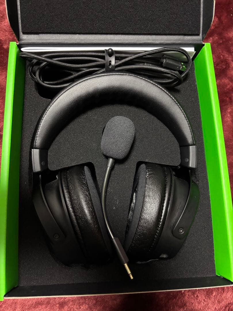 ヘッドホン Razer Kraken v3 PRO