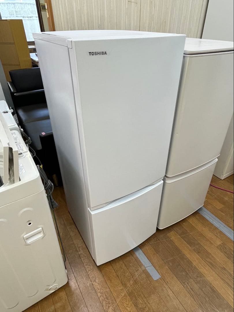 美品 TOSHIBA 2023年 153L 2ドア 右開き GR-U15BS(W