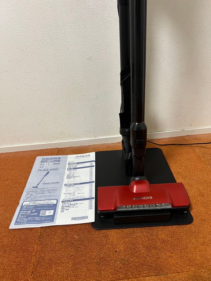 HITACHI コードレス掃除機 2022年製　PV-BHL3000J　緑LED