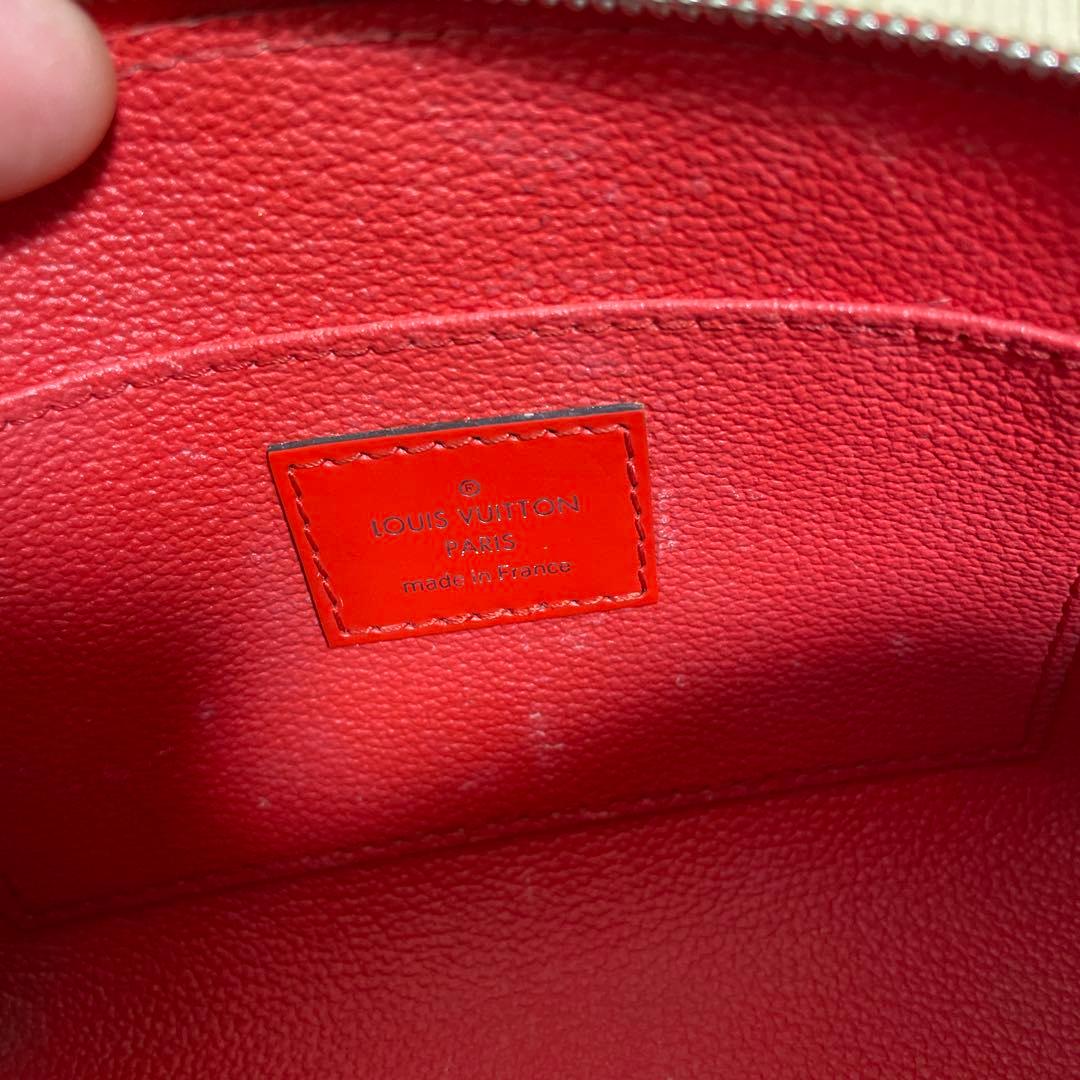 ルイヴィトン　エピ　ポシェット　コスメ　ポーチM40641