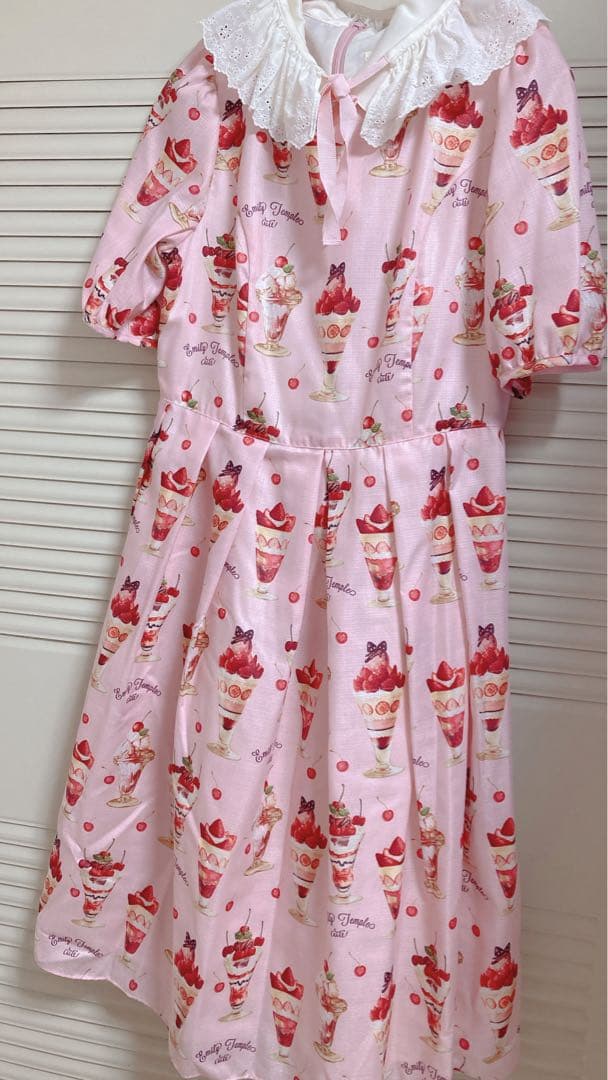 Emily Temple Cute パフェ柄 ワンピース ピンク