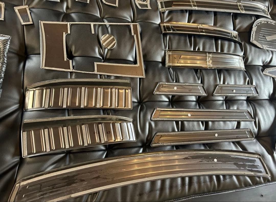 り*う様 MAZDA3用内装インテリア7万円ほど！