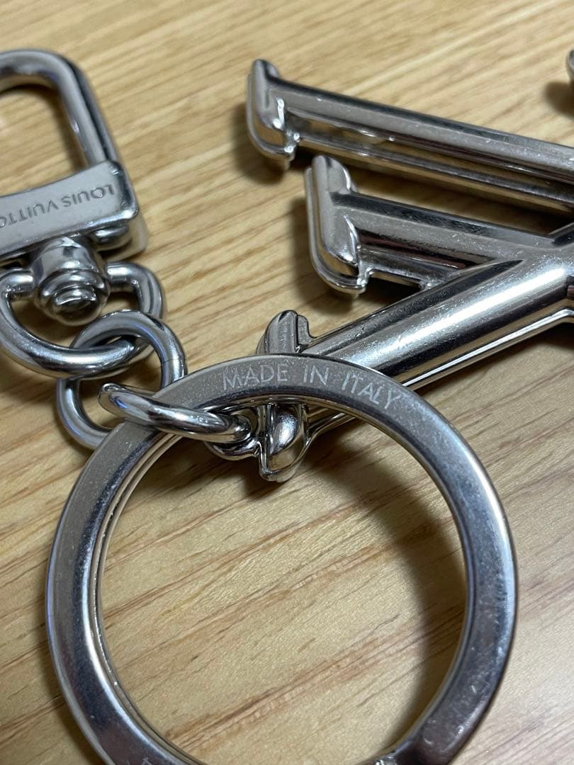 ルイヴィトン　ロゴキーホルダー Louis Vuitton