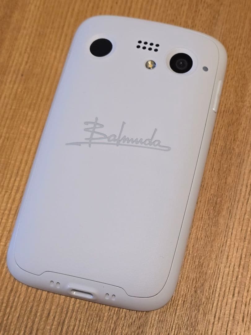 スマートフォン本体 BALMUDA Phone