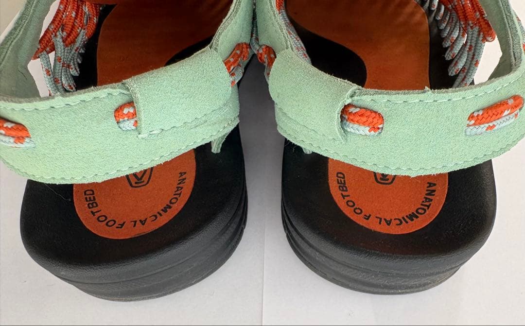 美品 KEEN UNEEK ユニーク スニーカーサンダル ミントグリーン