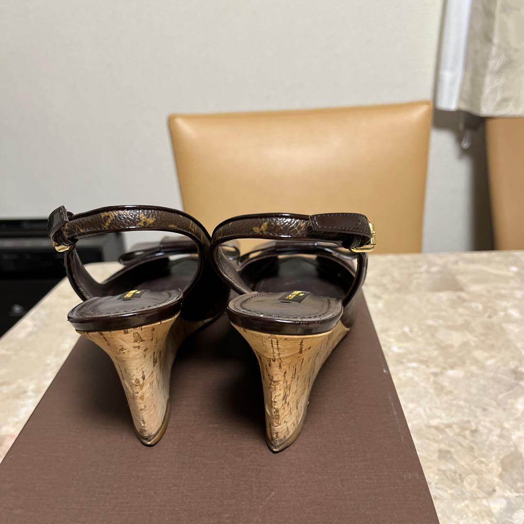 【ほぼ未使用】ルイヴィトン　モノグラム　パックストラップパンプス　24.5㎝