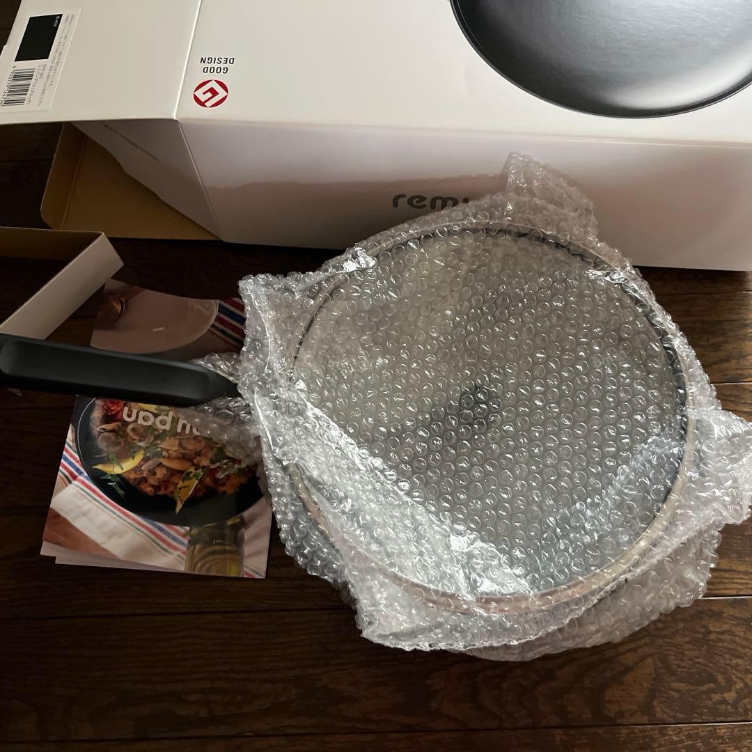 新品未使用　レミパン➕　ブラック フライパン24㌢