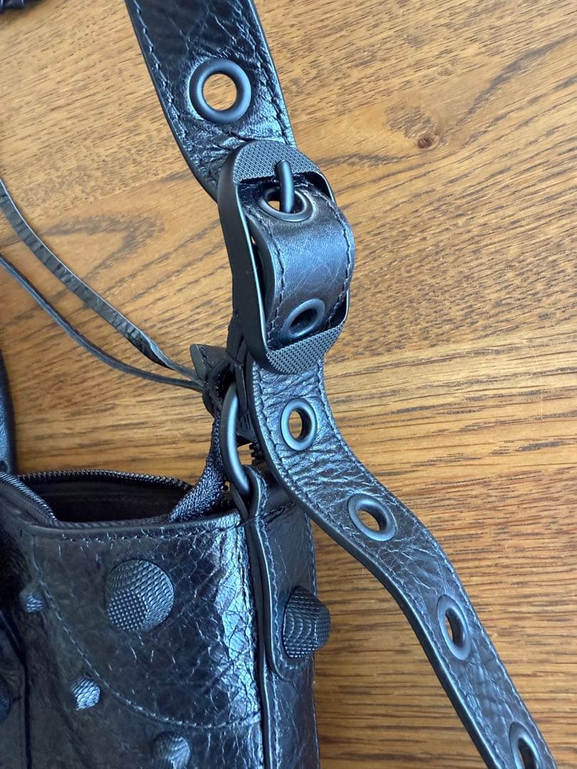 バレンシアガ　ルカーゴ　ショルダーバッグ