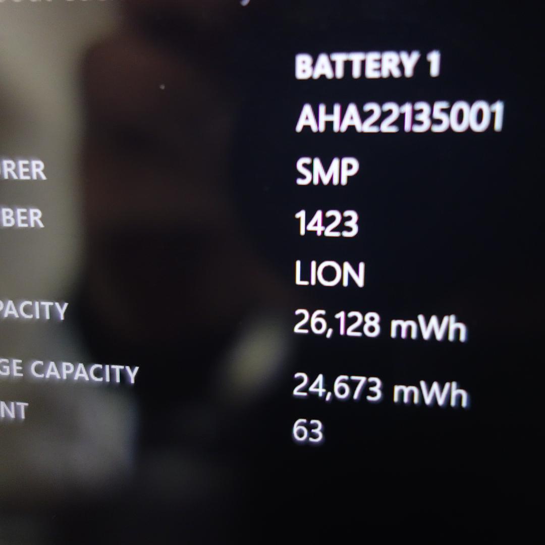 220）Surface Go 128GB Pentium 4415Y/8GB/