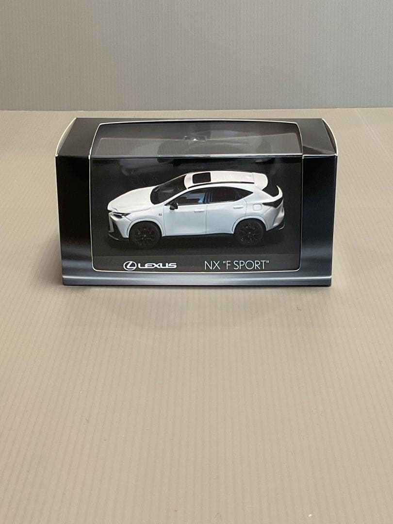 レクサスNX350h F SPORT 1:43 Fスポーツ　京商1/43