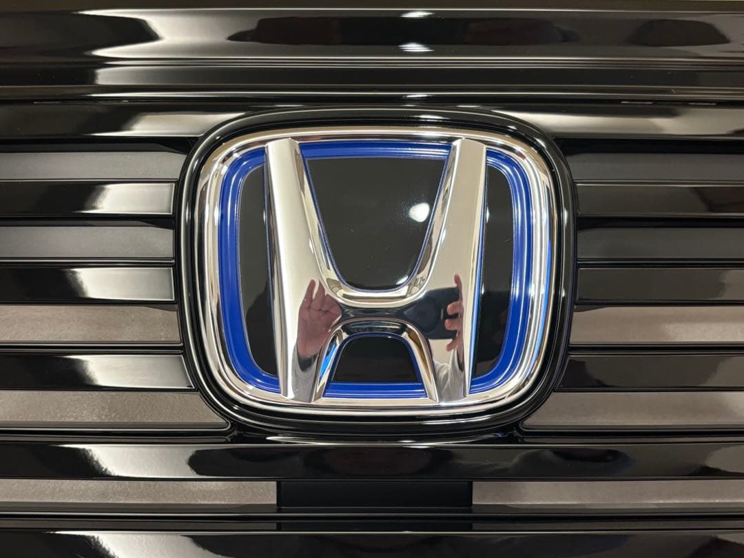 【未使用品】Honda VEZEL e:HEV ブラック フロントグリル