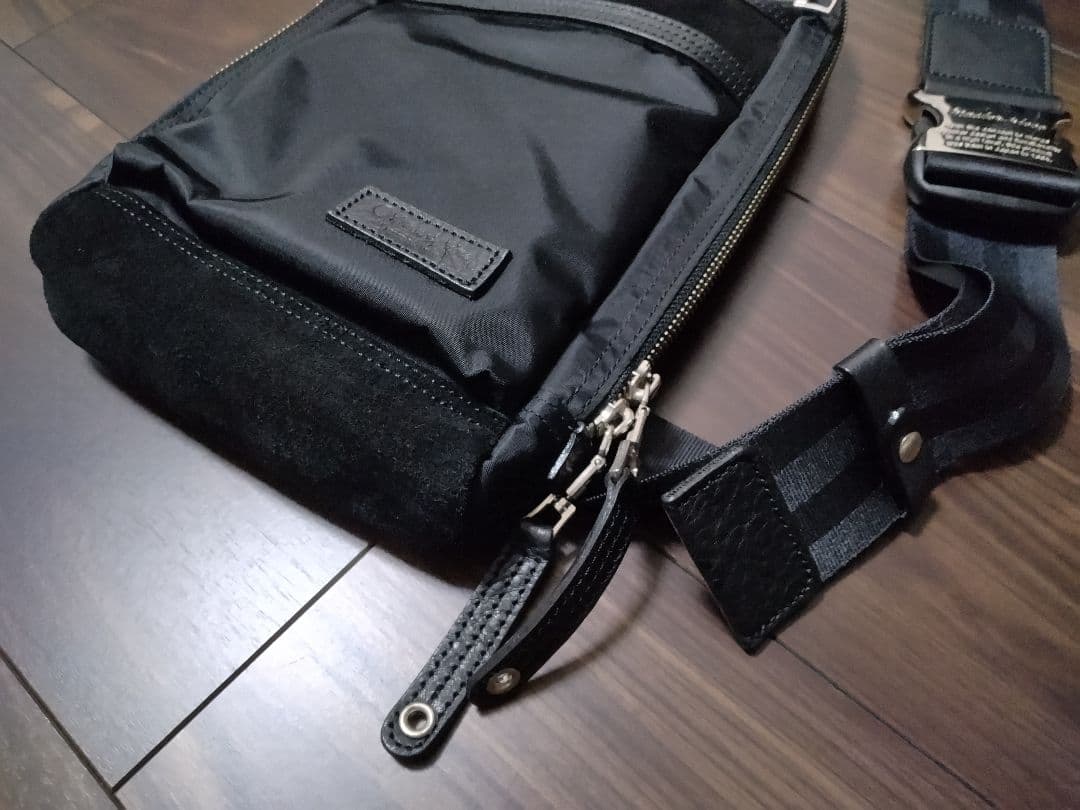 master-piece Density ショルダー スリング バッグ 黒