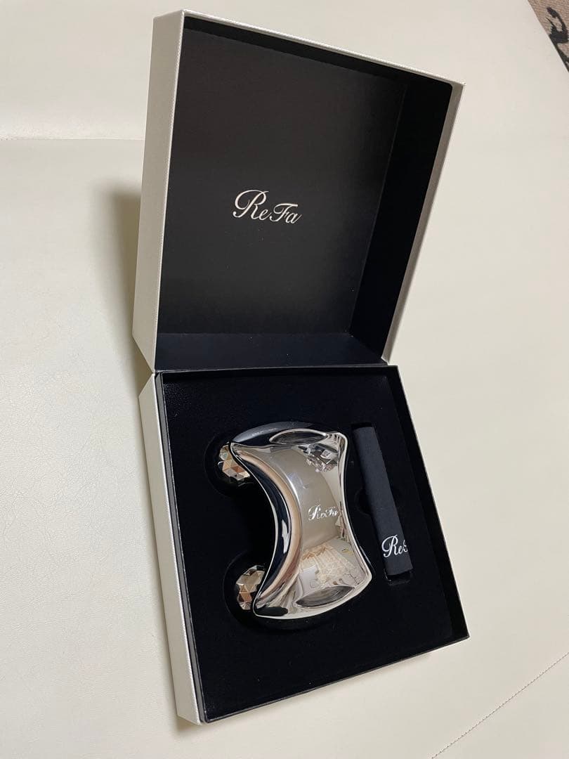 ReFa リファ 美顔ローラー 正規品 ケース・保証書・説明書付き※保証期限切れ