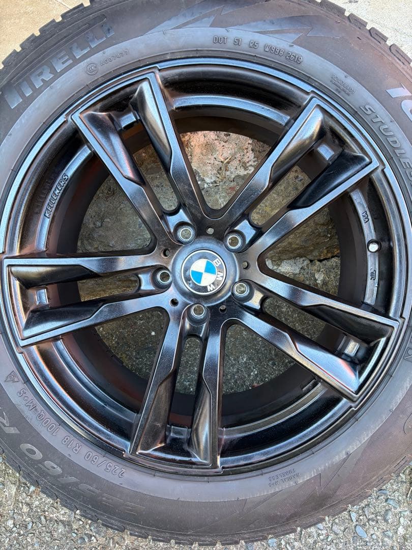  Pirelli スタッドレスタイヤセット 225/60 R18