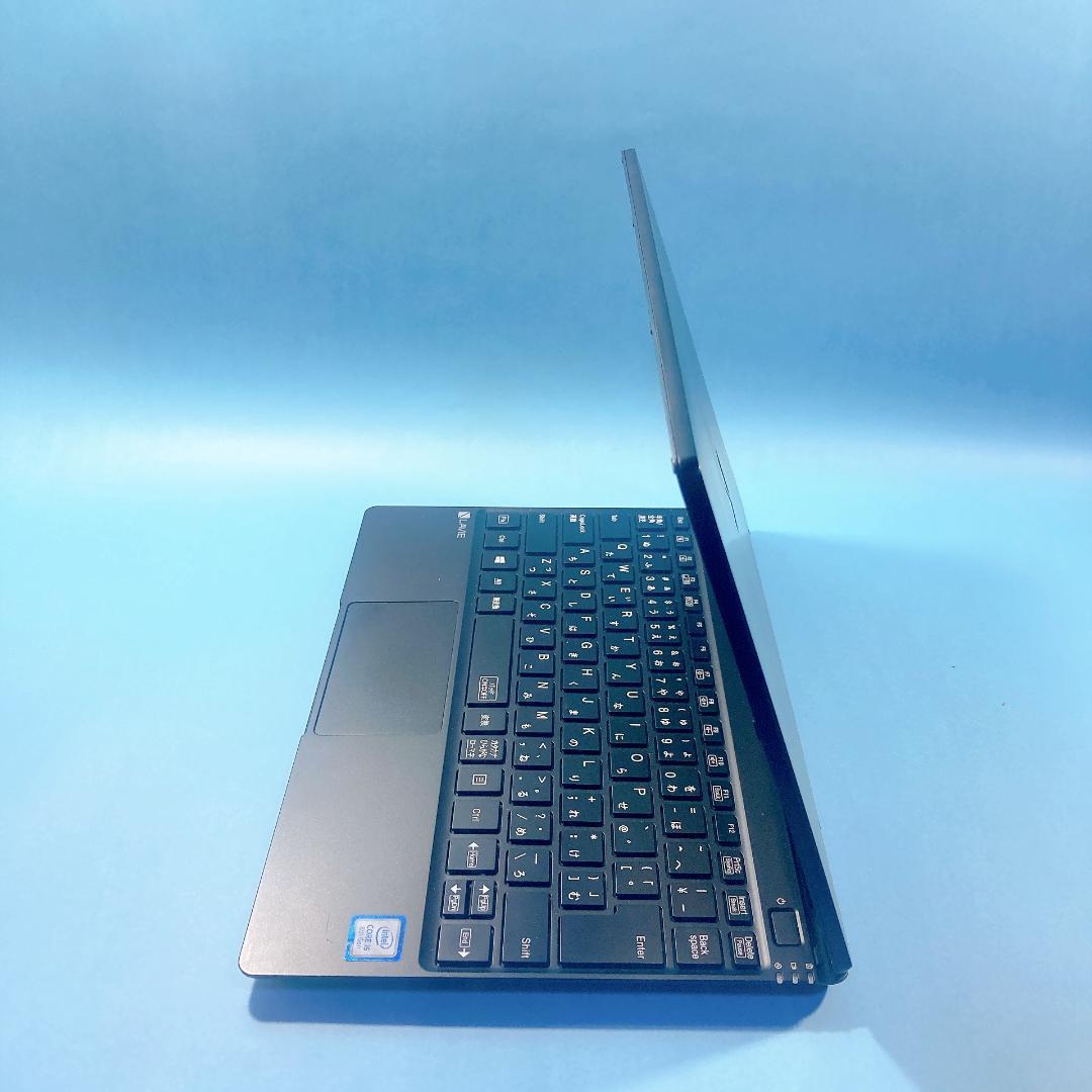 w46✨8世代/Core i5/薄型軽量/爆速SSD✨すぐ使えるノートパソコン