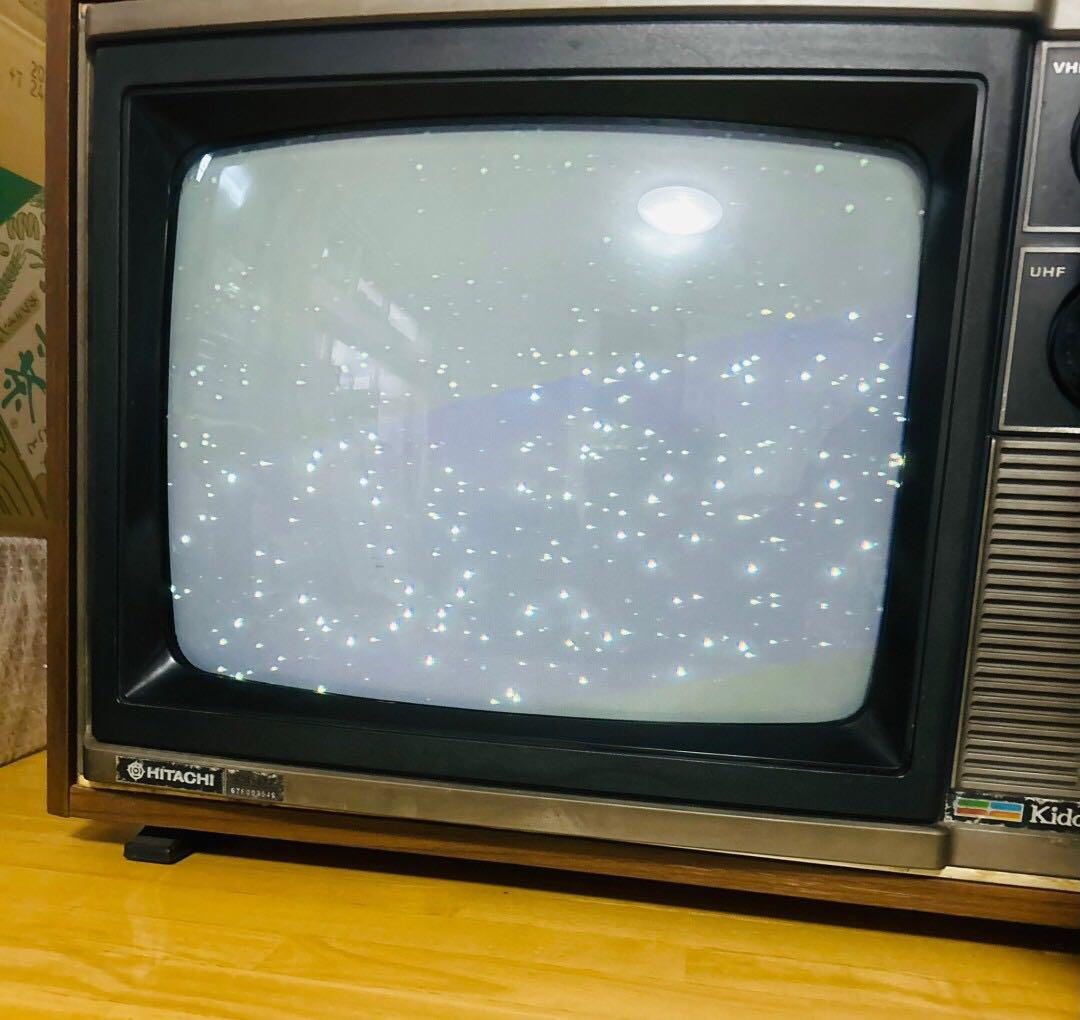 日立カラーテレビ　C16-577【⑦054m】