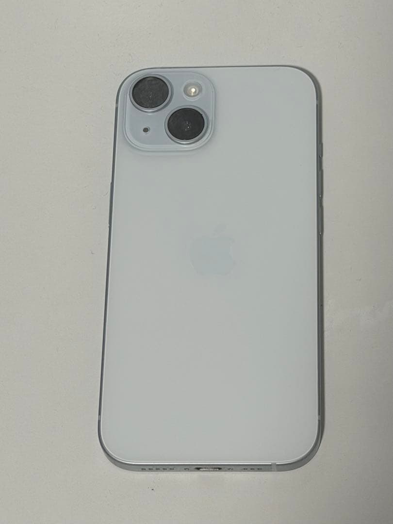 バッテリー99% Apple iPhone 15 ブルー　本体　ホワイト