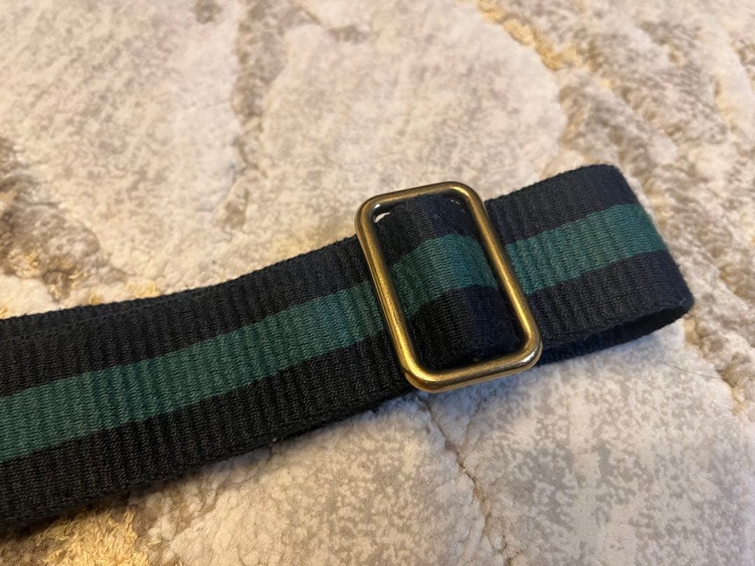 ★美品★アパルトモン ガブリエルフランツェン タイガーバッグストラップ　グリーン