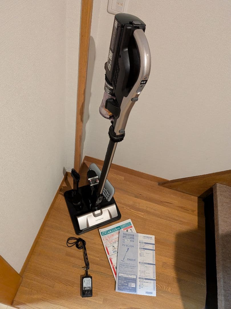 【良品】日立　スティッククリーナー　PV-BL30H　おまけ有