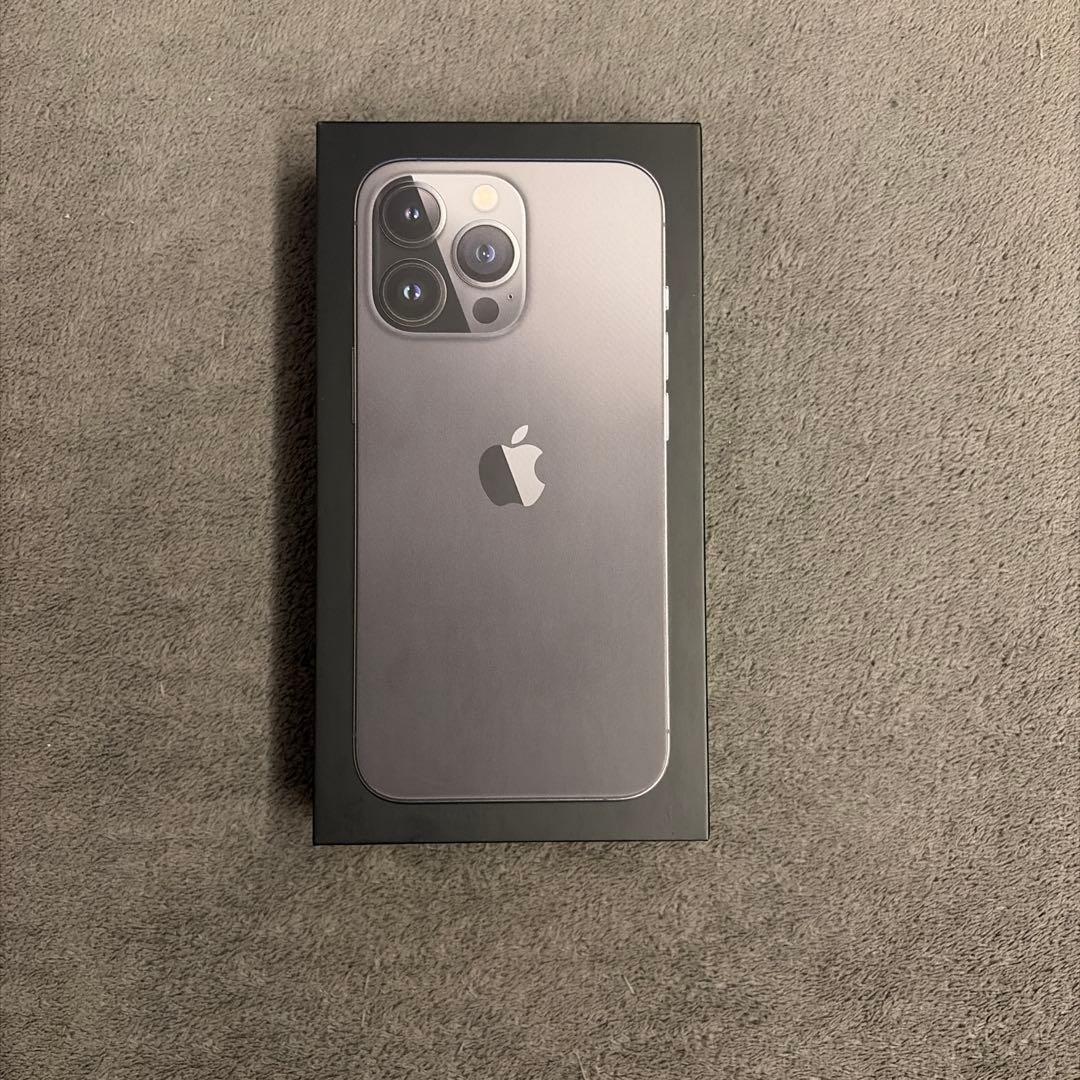 iPhone13pro 新品同様品