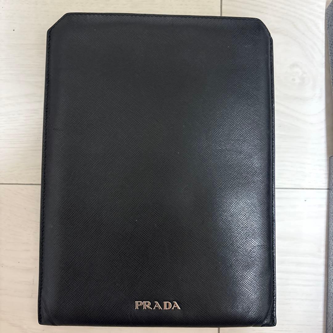 PRADA ブラックレザー iPad miniケース