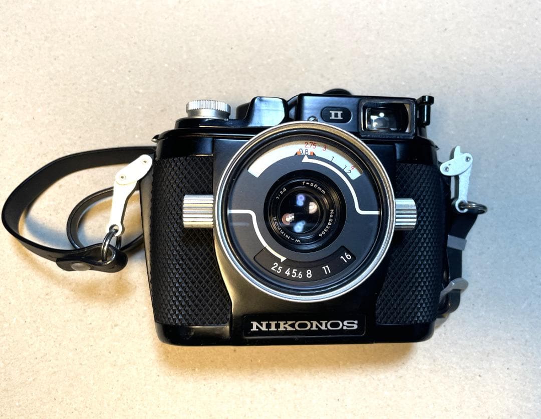 NIKONOS II フィルムカメラ 35mm 中古