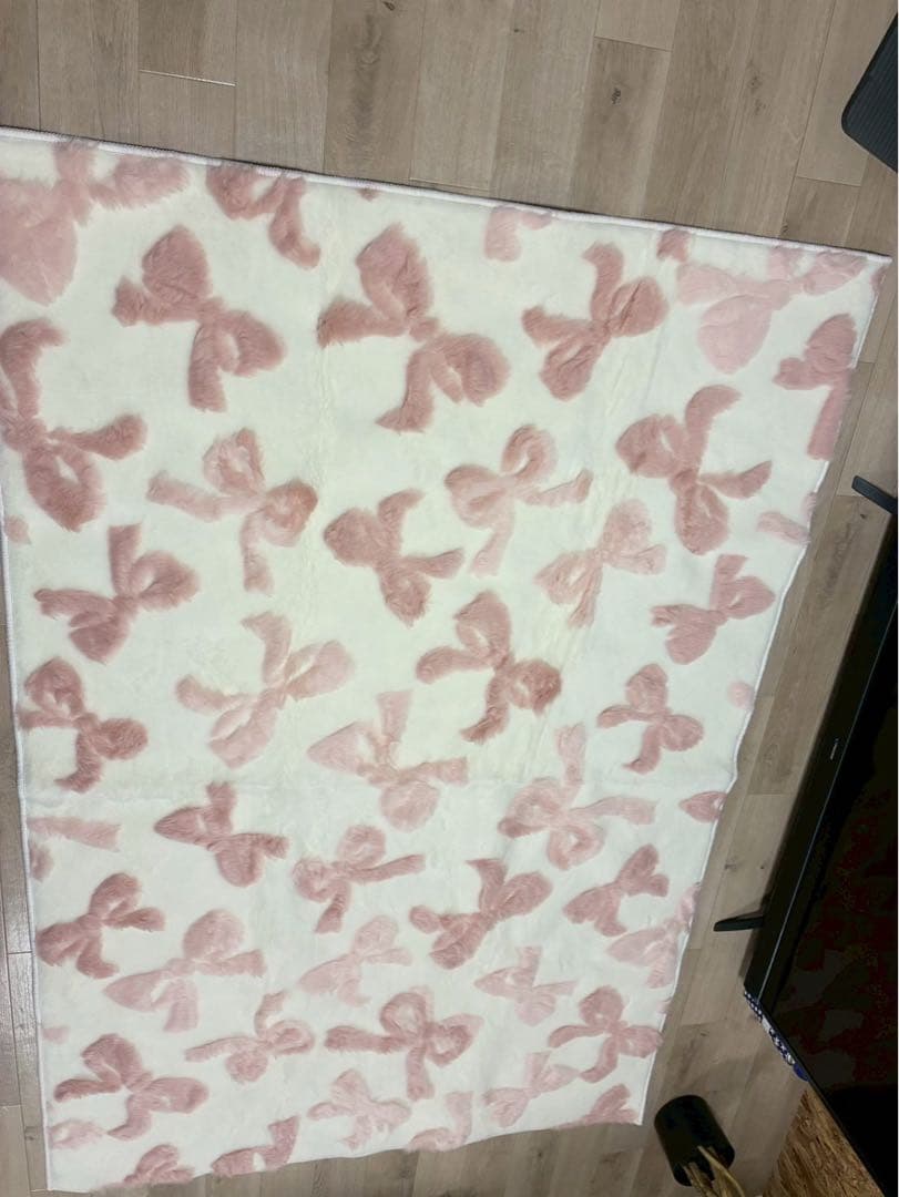 ロマンティックプリンセス　ラグ　新品