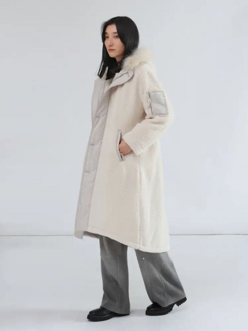 LASUD ファーボアコート　アイボリー　未使用品　サイズ9号　定価34000円