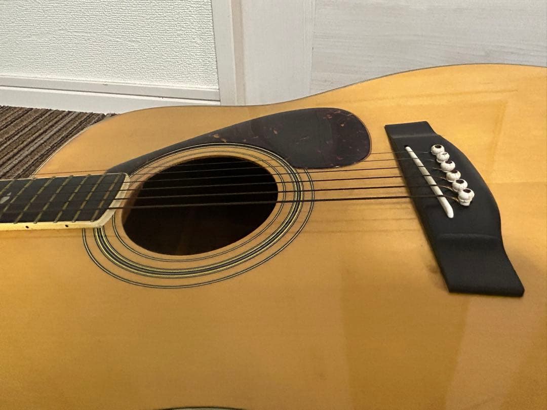 Yamaha FG-401アコースティックギター ハードケース付