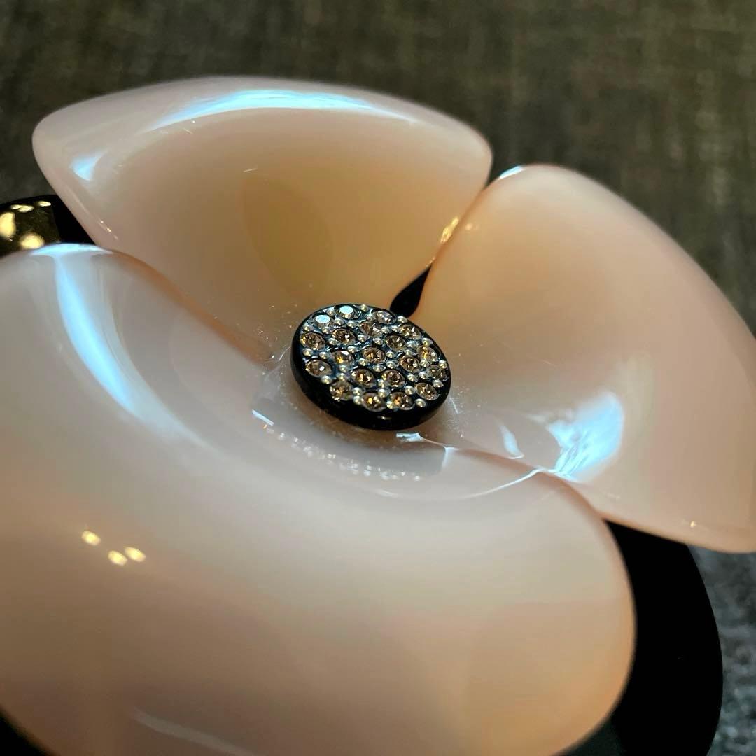 リル美品 フランス製 アレクサンドルドゥパリ カメリア花 バレッタ