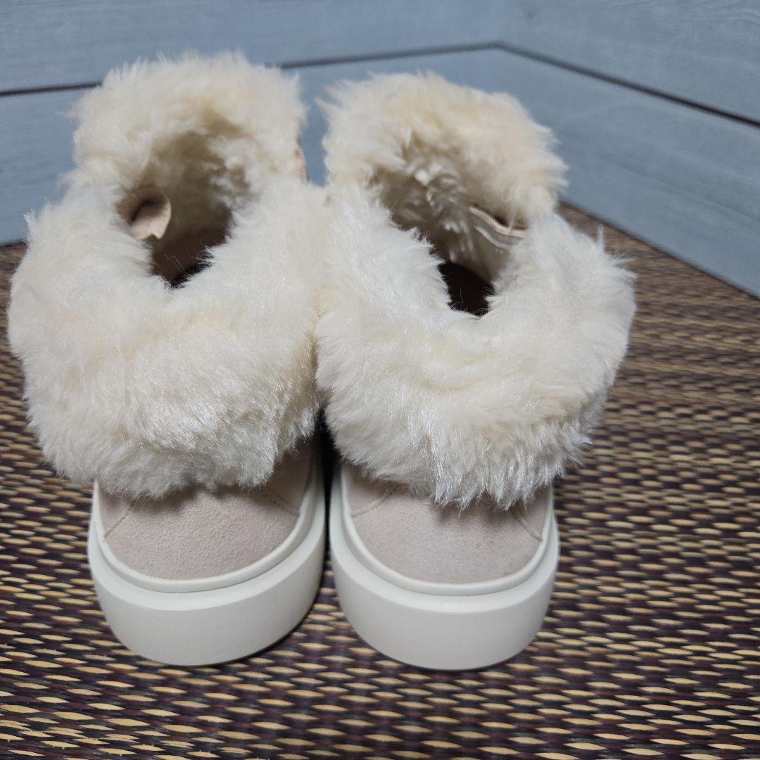 新品未使用　コールハーン　ショートブーツ　ムートン