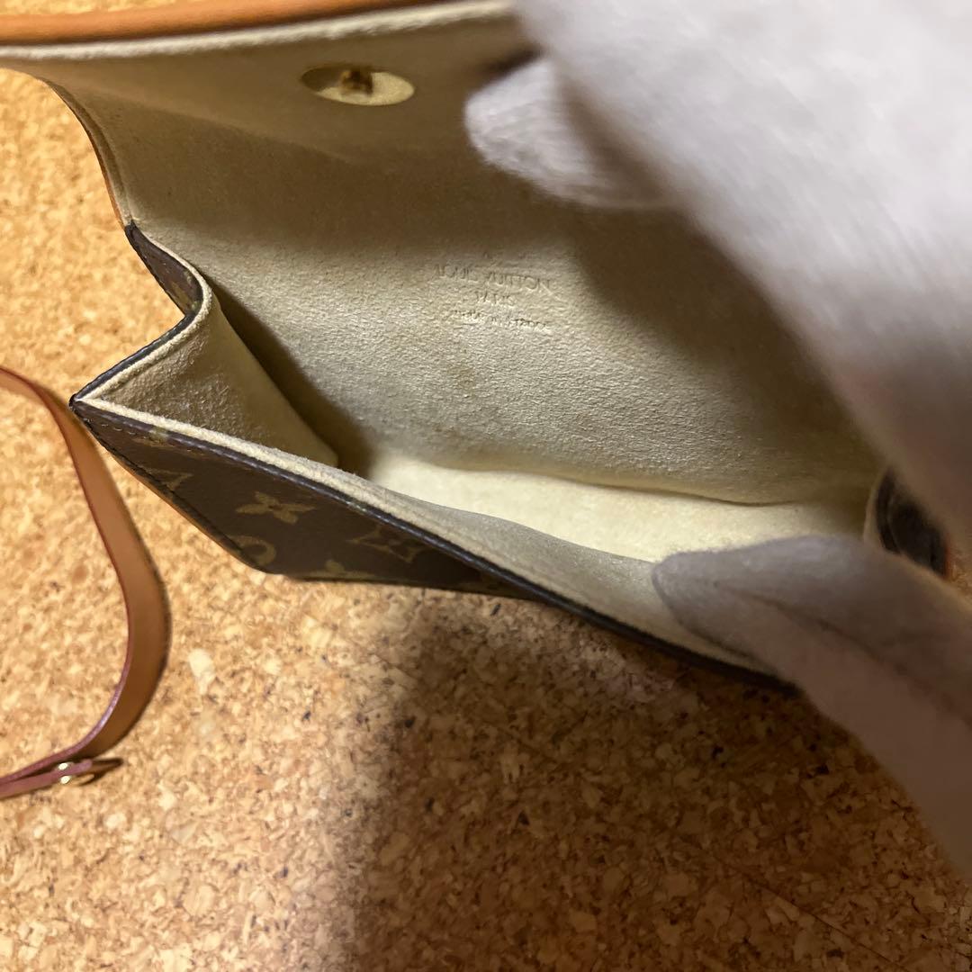 Louis Vuitton ウェストポ-チ　美品