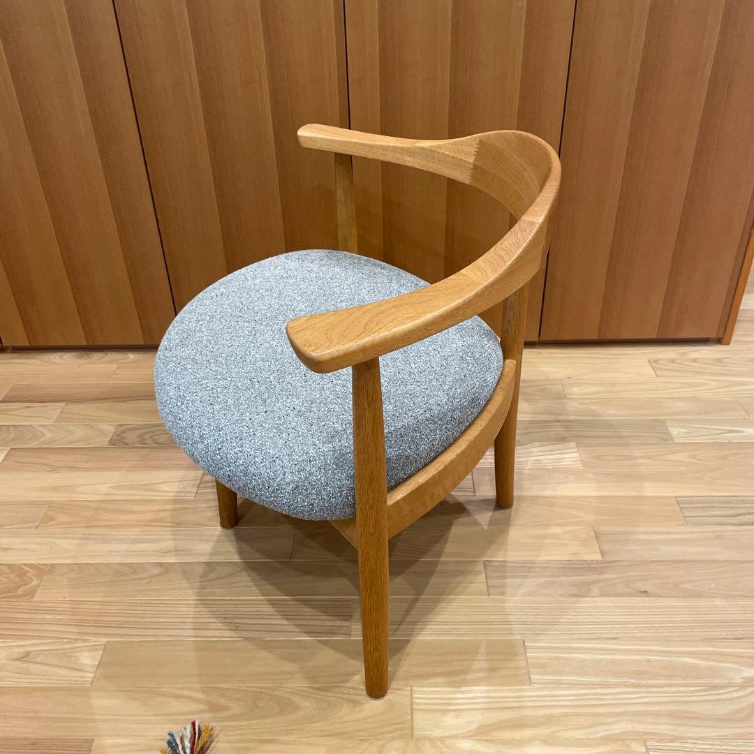 断捨離中　トド。椅子