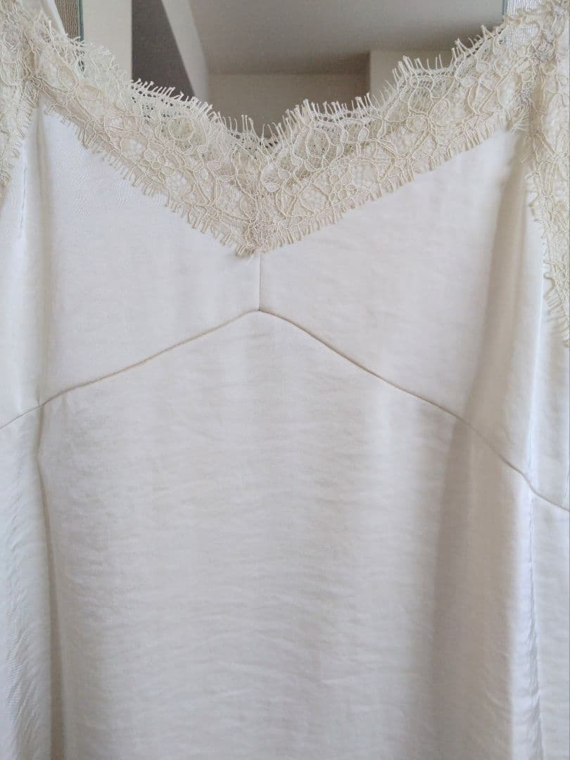 【新品・タグ付】ラウンジドレス　レースキャミ