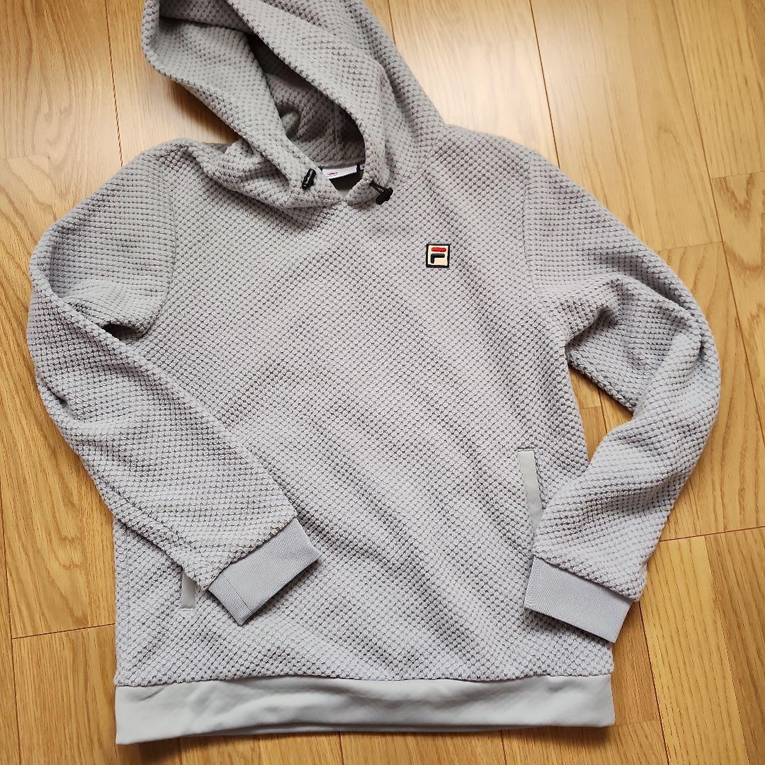FILA フード付きウェアセット　上XL 下ᒪ